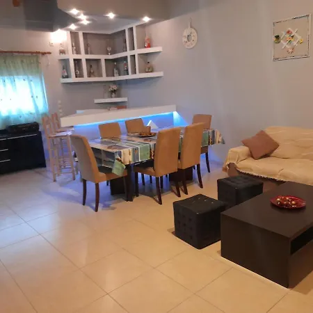 εξωτικο διαμερισμα με θεα την παραλια αλυκης * Alikí