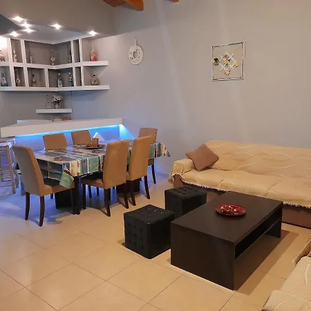 Villa εξωτικο διαμερισμα με θεα την παραλια αλυκης *